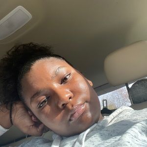 Meet your Posher, Aubri